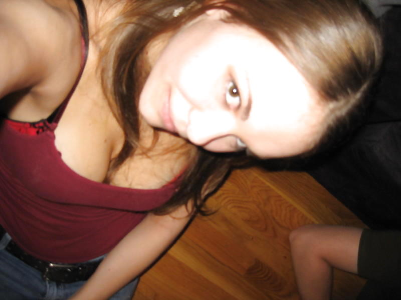 Skinny With Tall Cleavage #9582941