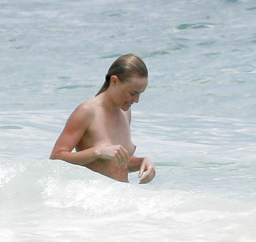 Kate Bosworth Oben-ohne-Strand Bilder #3461494