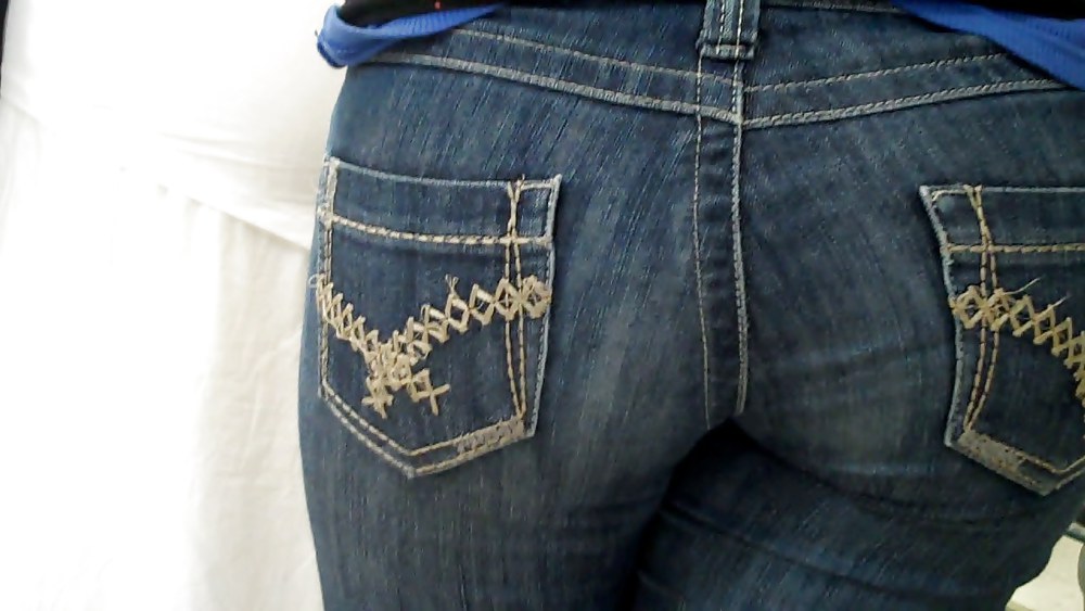 Jagd Nach Rasierten Ärschen & Arsch In Jeans #3665175