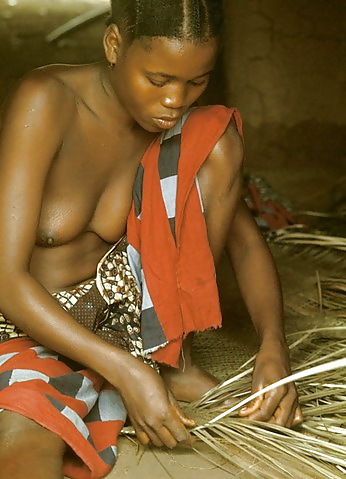 African Tribes Women, Nathional Geographic #16960411