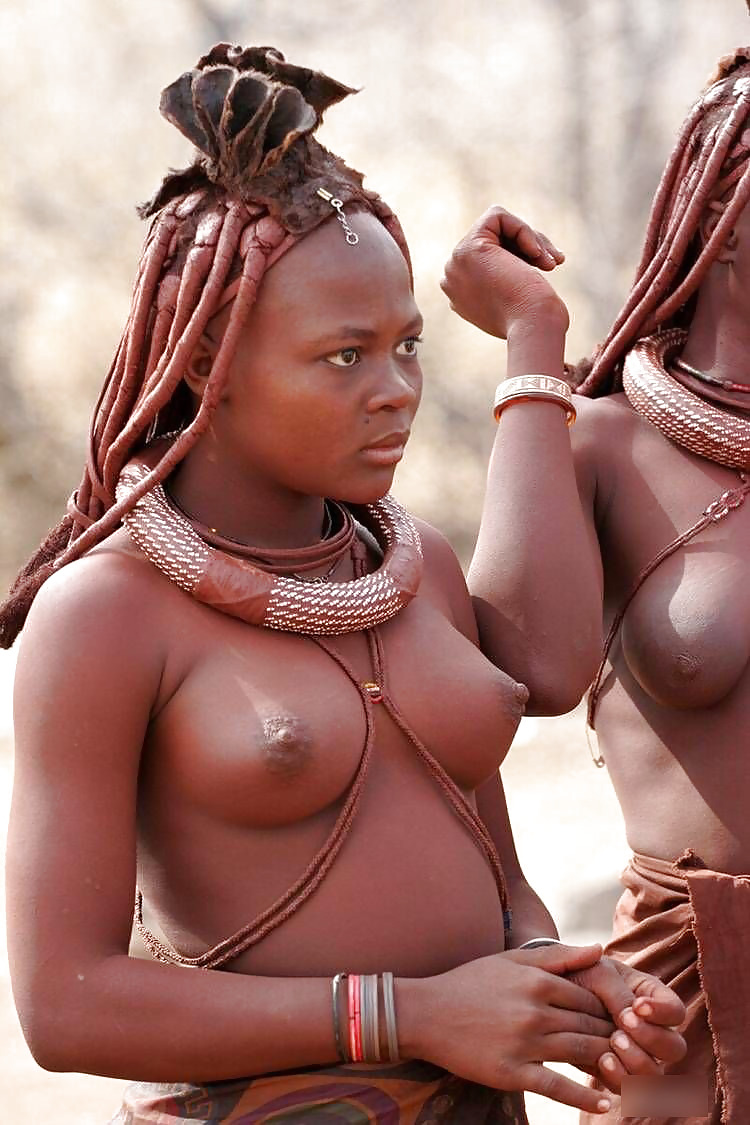 アフリカの部族の女性、自然の地理学
 #16960441