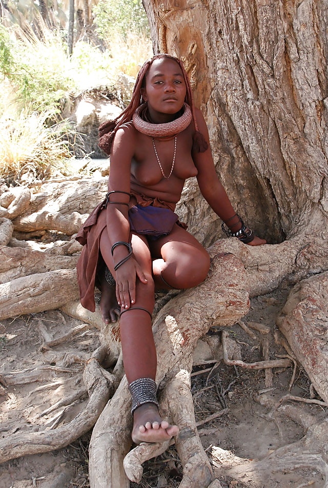 アフリカの部族の女性、自然の地理学
 #16960500