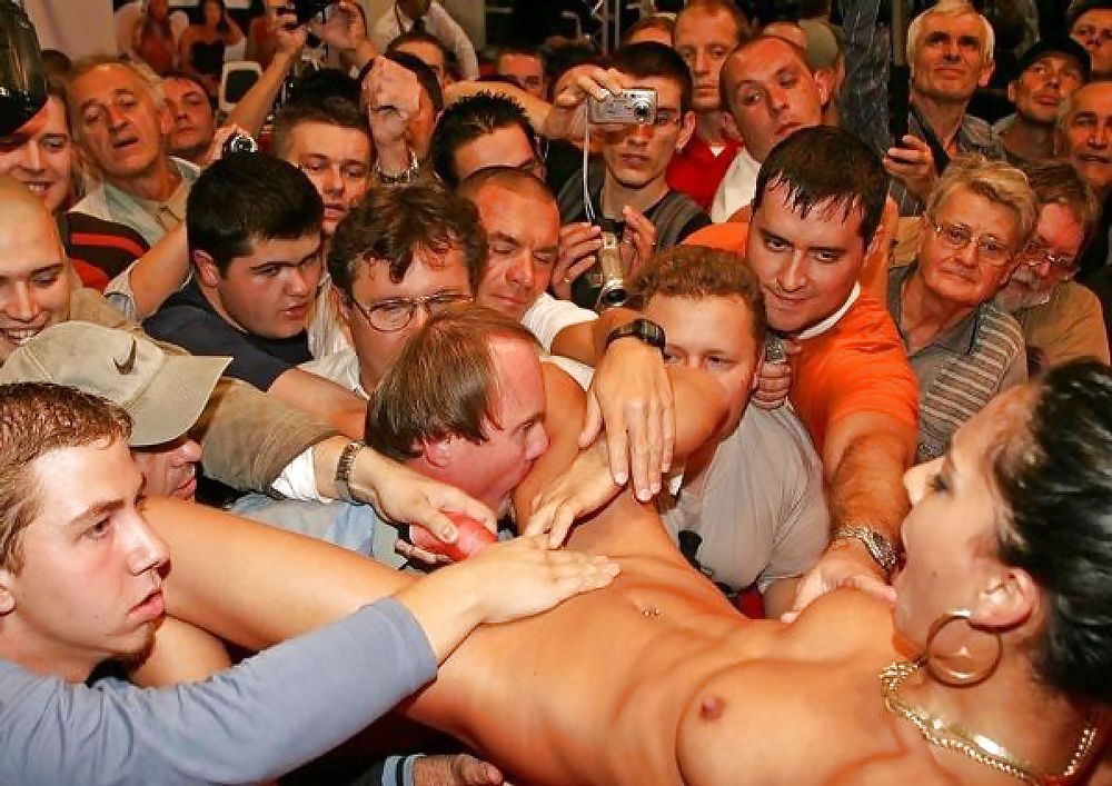 Intercourse in der oeffentlichkeit Puplic Fingering #9632562