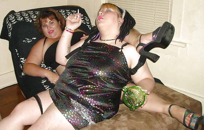 Chubby sluts playing & smoking #4345180