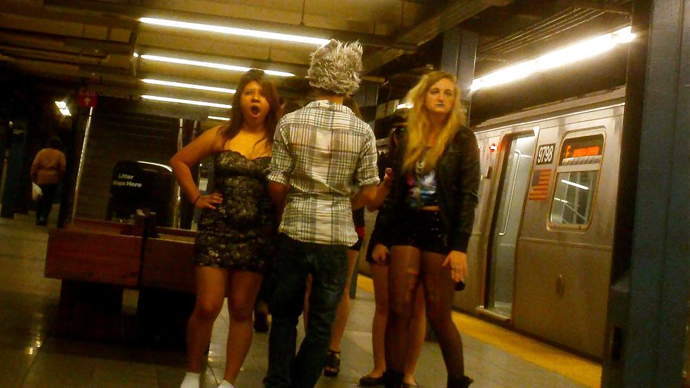 Ragazze creepster di New York
 #6361549