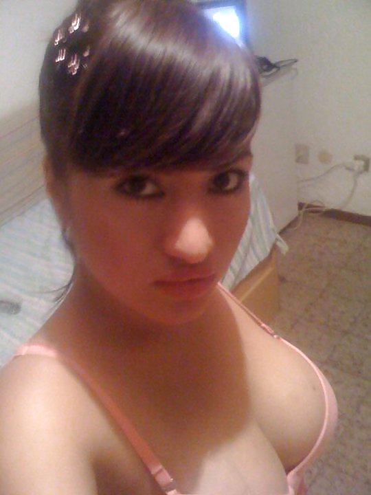 4 tettone
 #12257740