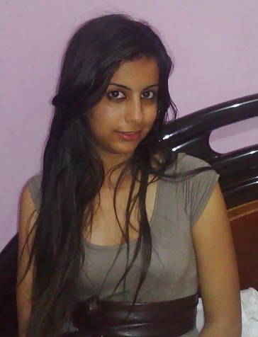 Comment this bich plz #12562409