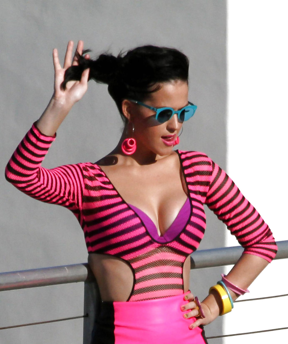 Katy Perry Rooftop Photoshoot in Miami #4065902