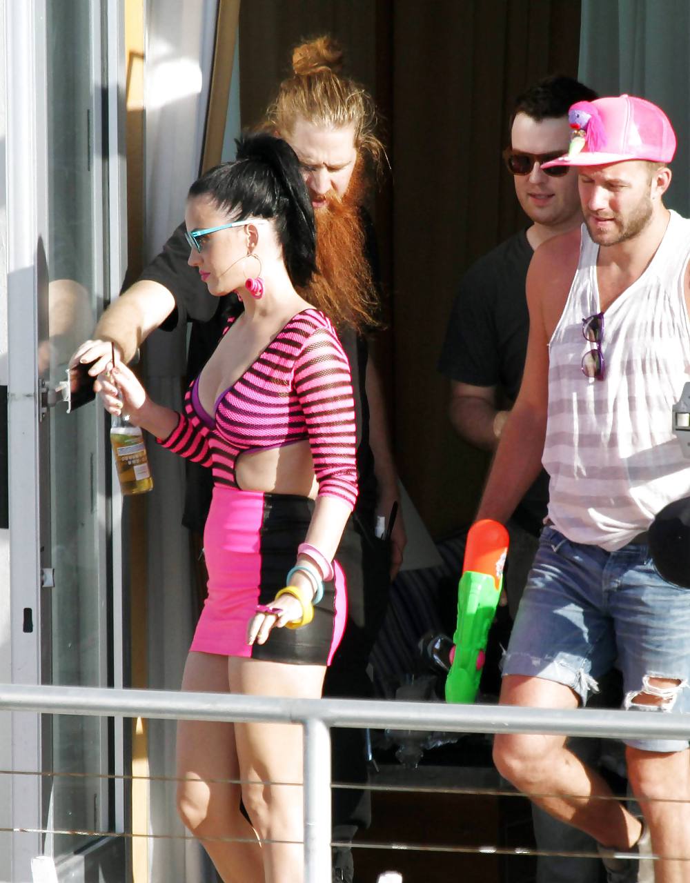 Katy Perry Rooftop Photoshoot in Miami #4065937
