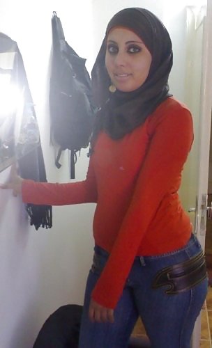 Hijab árabe
 #12061955