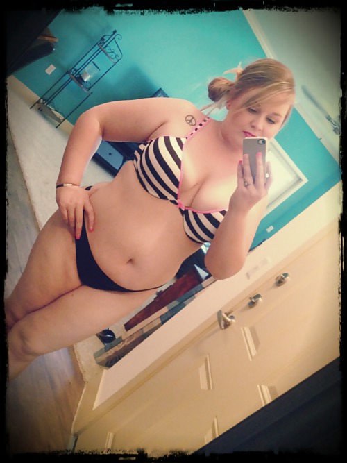 Chubby Girls in Bikinis #11152000