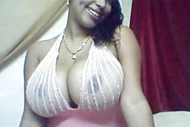 Tetas grandes dominicanas
 #12678338