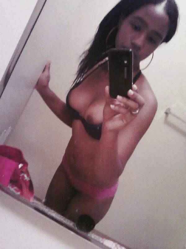 Self shot ebony college girls 8 #12366291