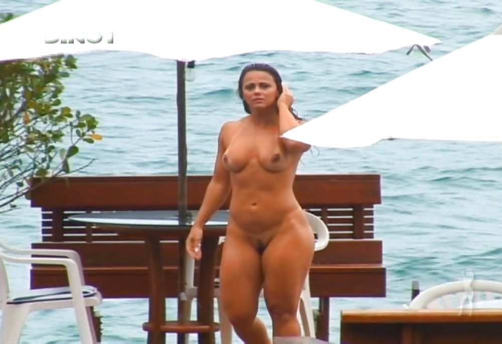 Viviane Araujo Am Strand Ohne Fotoshop #19539874