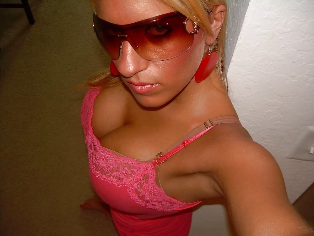 Hot Girls in Sunglasses #11020483