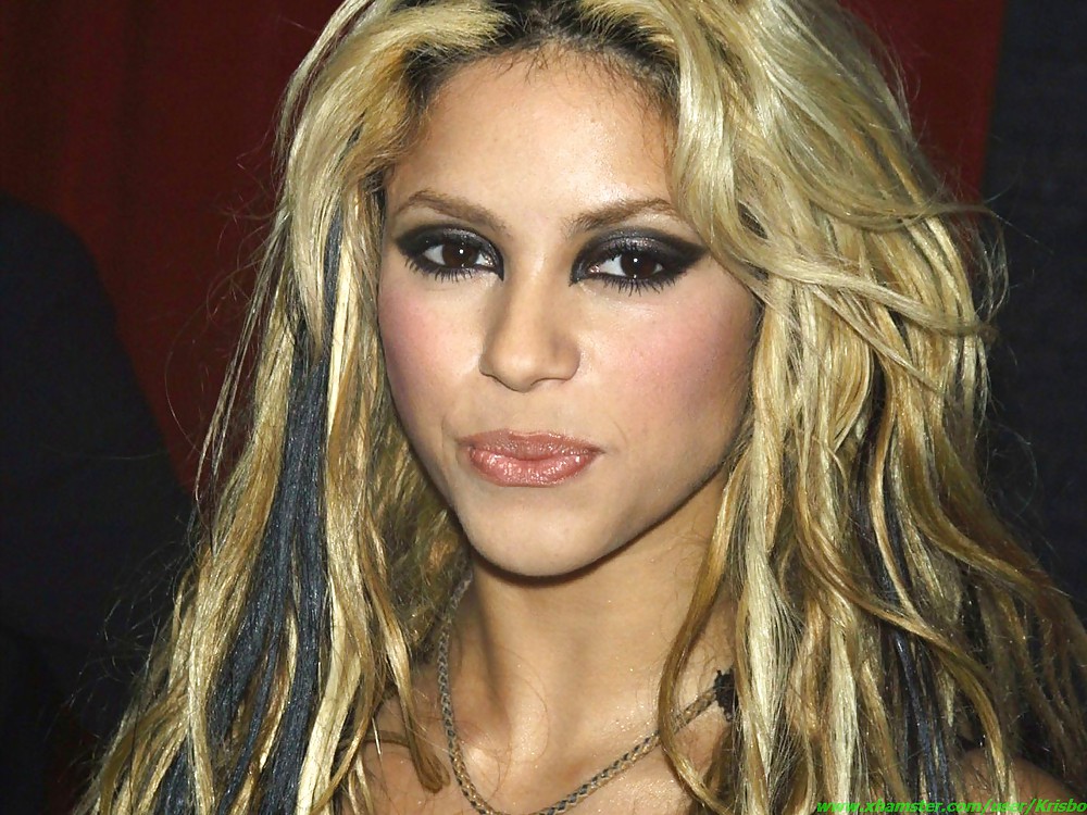 Shakira #21927689