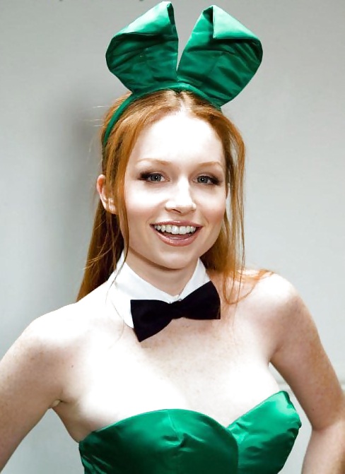 Girls VI #18464038