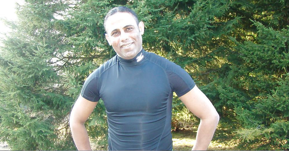 Fleshly Ricardo 00))