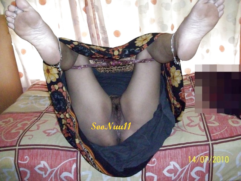 Fun With Black Sari Aunty #8440626