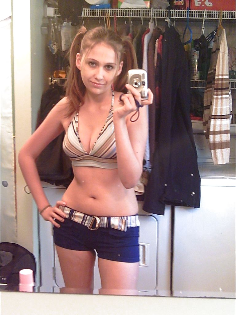 Selfshot babes 1
 #14377059