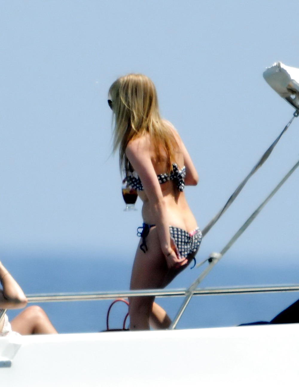 Avril Lavigne bikini again in St Tropez  #4370619