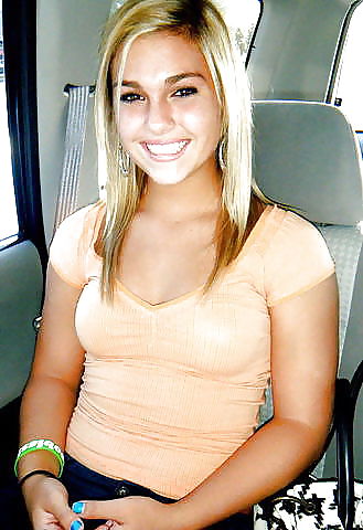 ¡¡Jóvenes guapas!!
 #19646717