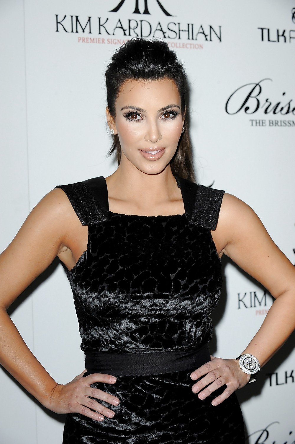 Kim kardashian brissmor firma collezione di orologi lancio
 #2283327