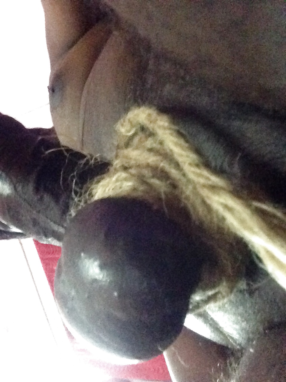 Tied up #20009133