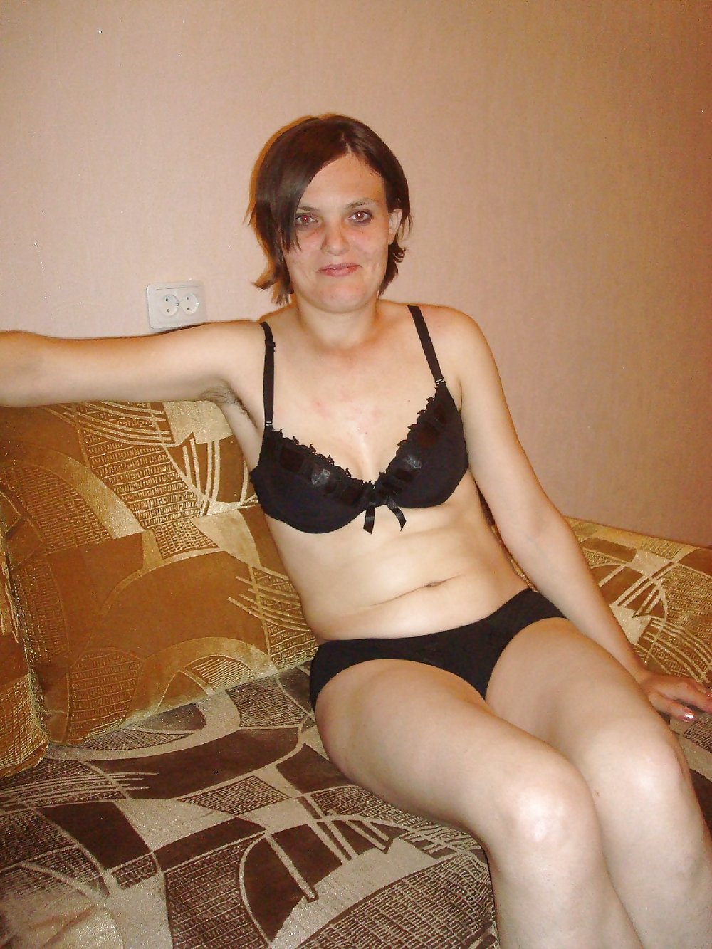 30-year-old Ukrainian prostitute   #4084368