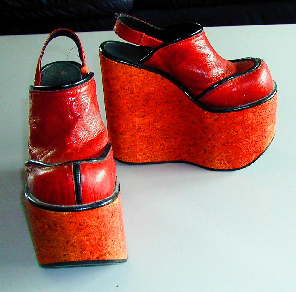 Sneakers+Boots I esteem...