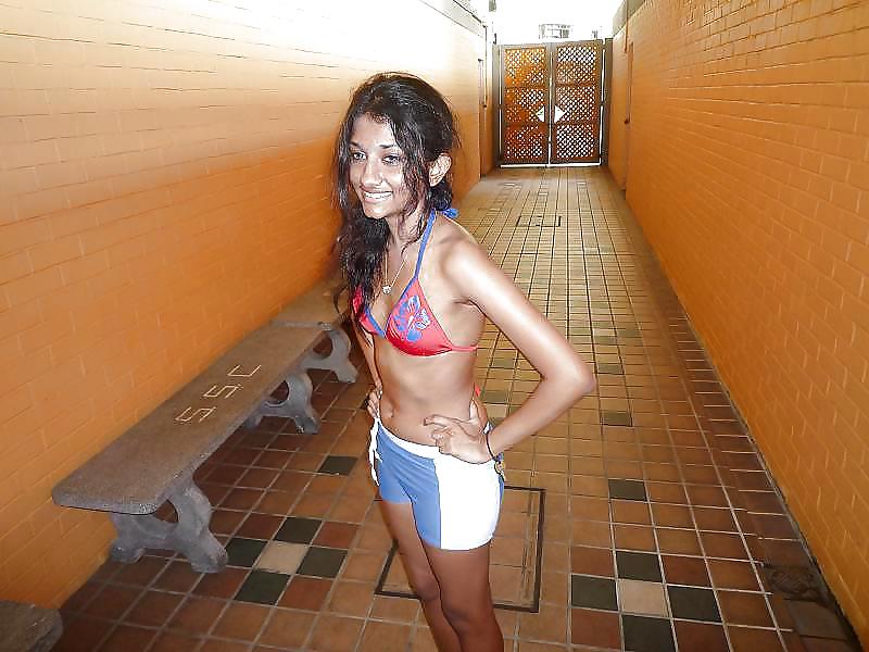 SEXY DESI INDIAN PAKI BABES 1 #9516726