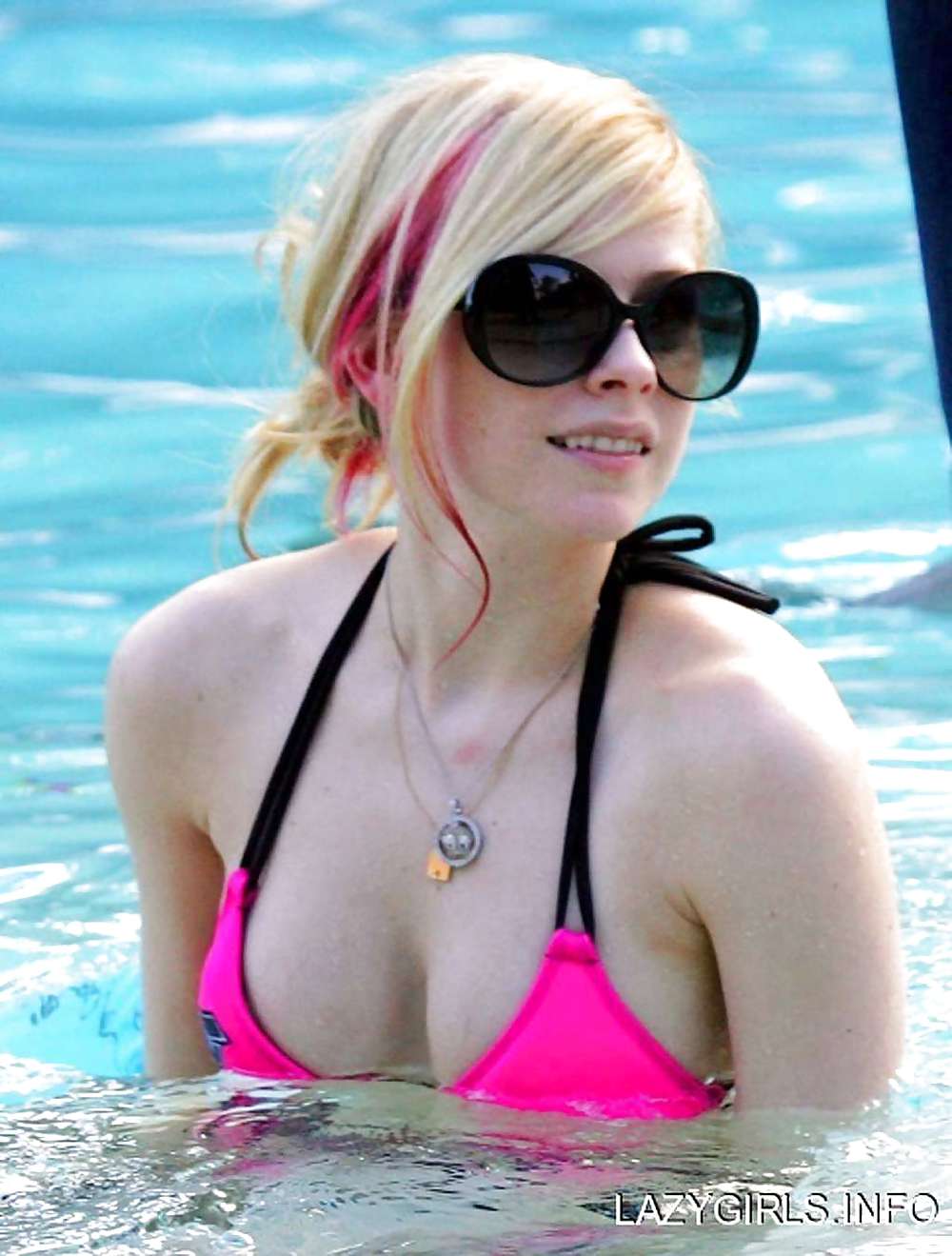 Avril
 #10292864