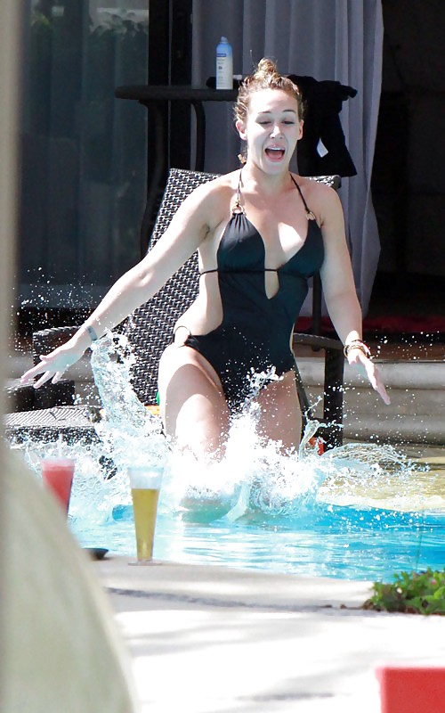 Hilary Duff - Poolside swimsuit candids in Mexico #5018573