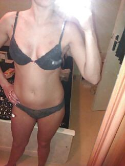 魅惑のランジェリー
 #19106102