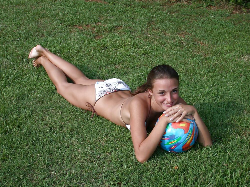 SEXY GIRLS IN HOT BIKINIS II #9995805