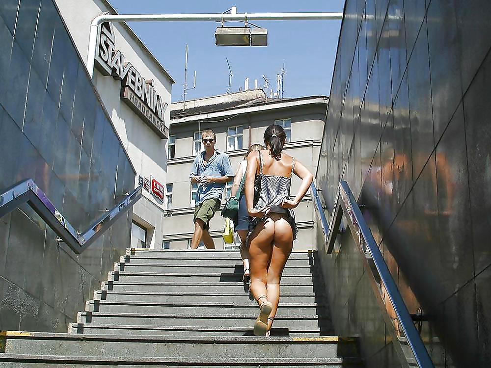 Public Viewing -225- #20221355