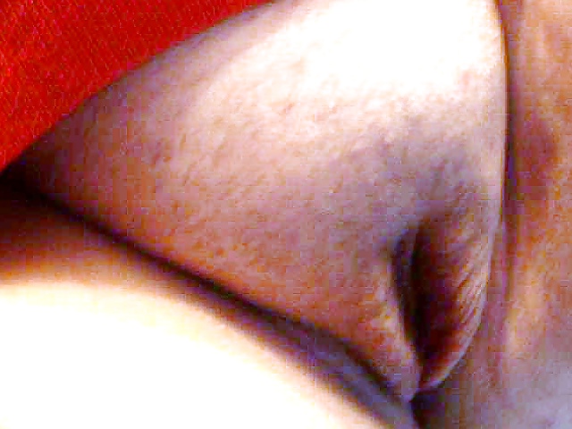 Lorenda's fat pudgy bbw pussy shot and tit's.
 #7646406