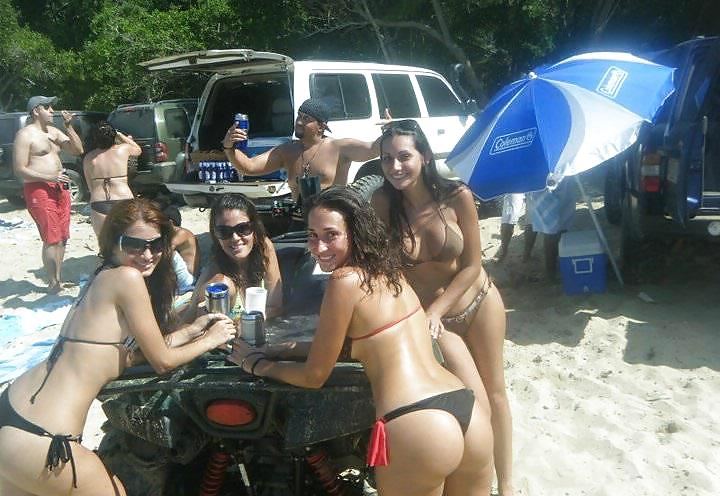 Mujer (amiguitas 23)
 #11138967