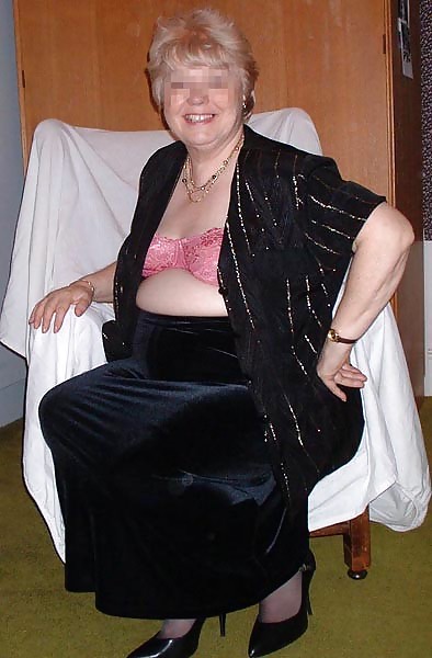 Beautiful granny in panties
