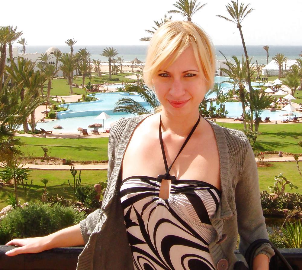 Braless 55.
 #5518949