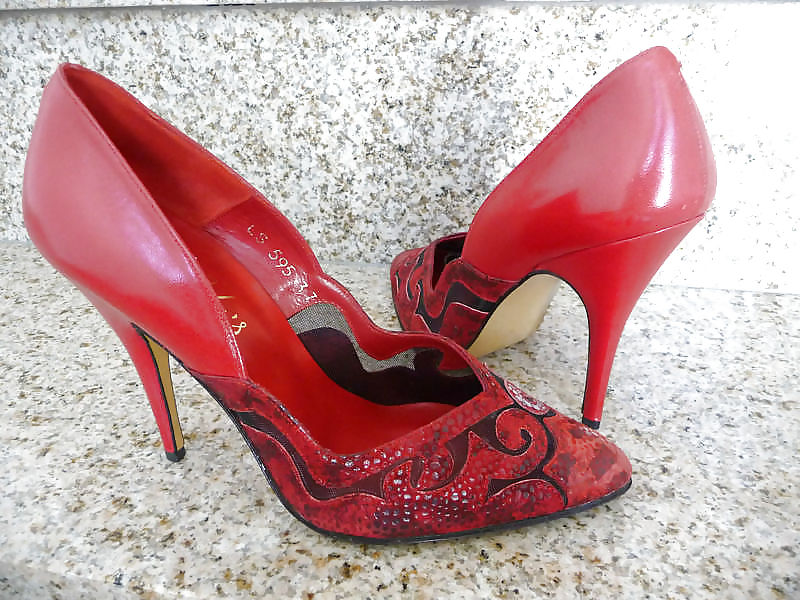 Schuhe meiner nachbarin
 #19396066