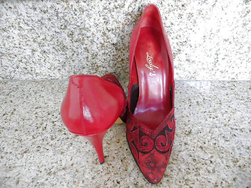 Schuhe meiner nachbarin
 #19396121