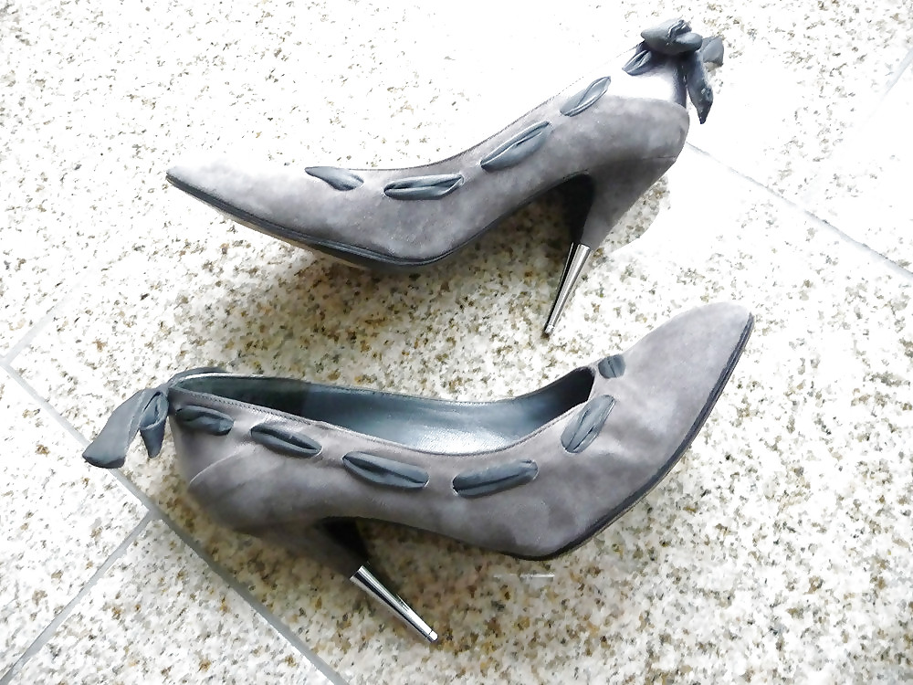 Schuhe meiner nachbarin
 #19396149