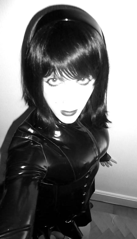 Black & white #8359052
