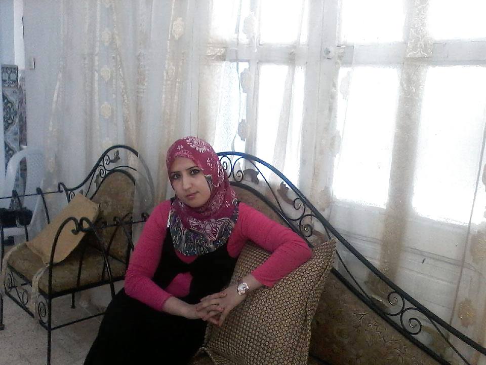 Puta árabe: sawsen hijab salope tunisienne
 #20065150