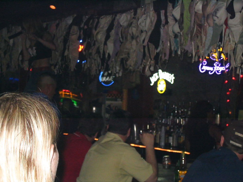 Girls dancing on the bar, including Coyote Ugly #6146734