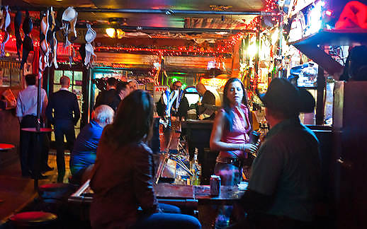 Girls dancing on the bar, including Coyote Ugly #6146847