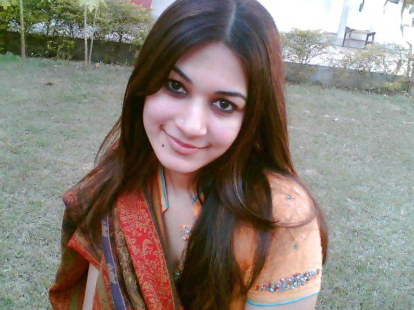 パキスタンの美女
 #10462612