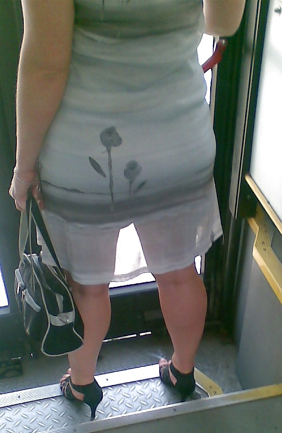 Streetlegs - セクシーな筋肉のふくらはぎの盗撮写真!
 #15871963