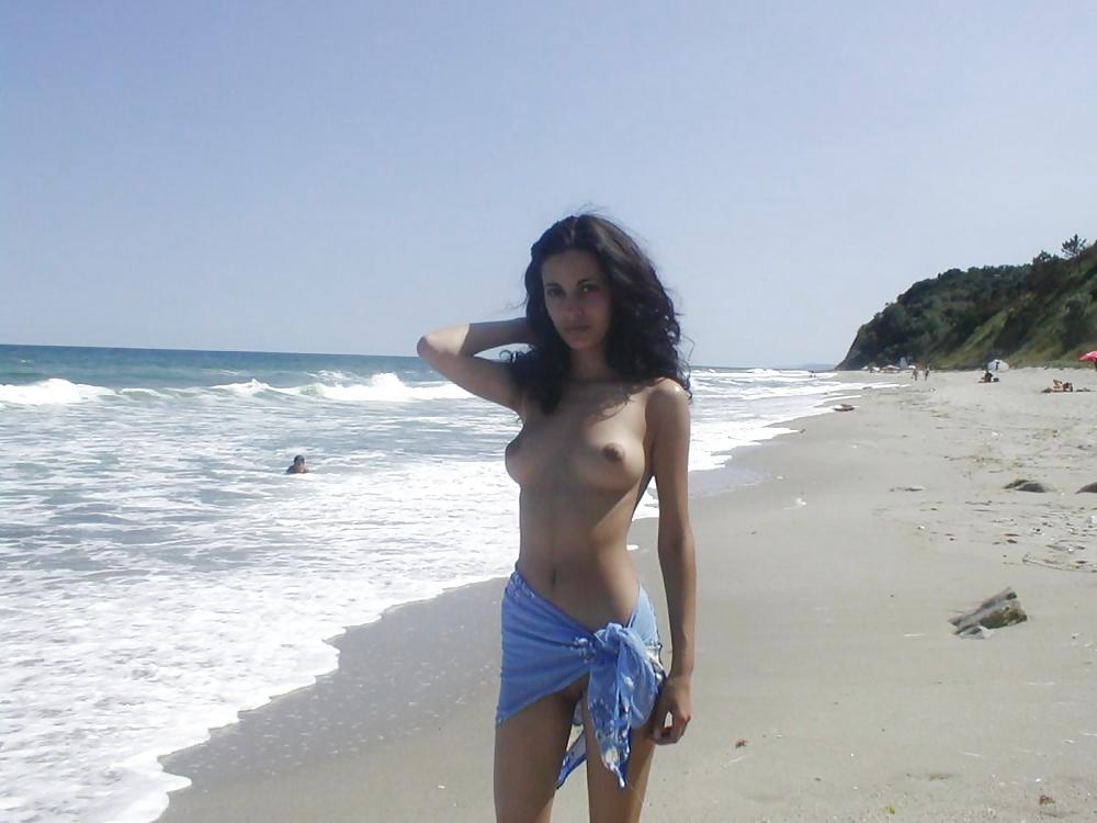 裸のビーチの楽しみ
 #3019232